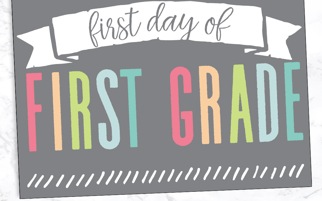 Freebie: First Day of School Signs